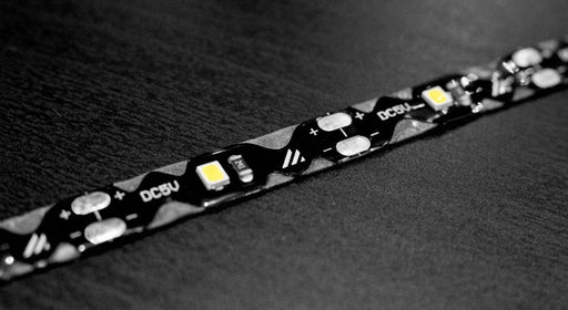 স্পেক LED চিপ সহ PCB - মিডিয়ালাইট বায়াস লাইটিং দ্বারা Bias Lighting.com